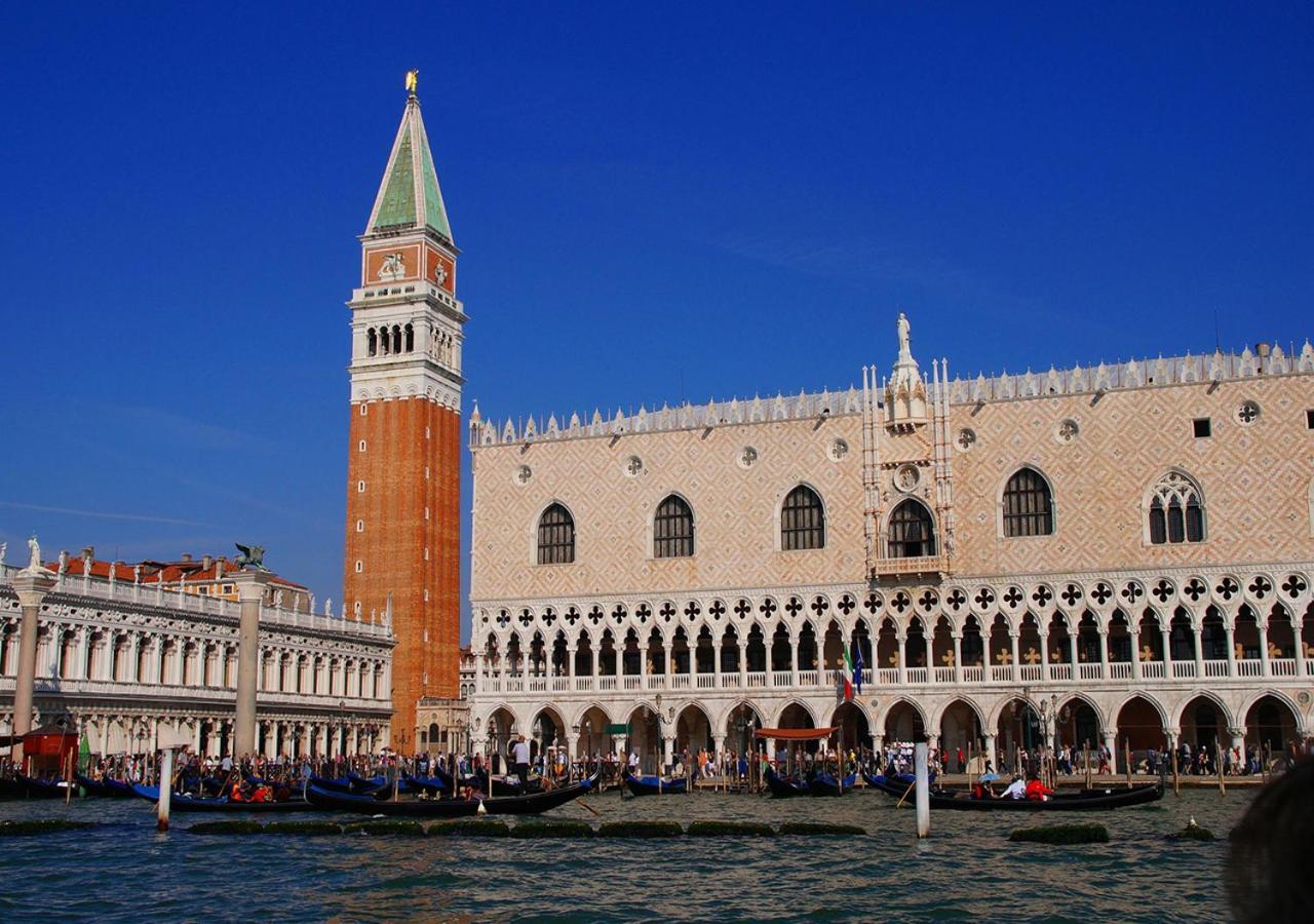 Hôtel Ai Tagliapietra à Venise Extérieur photo
